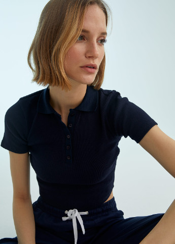 Темно-синяя женская футболка-поло DeFacto