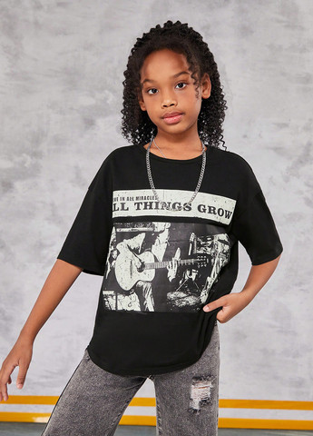 Черная летняя футболка SHEIN