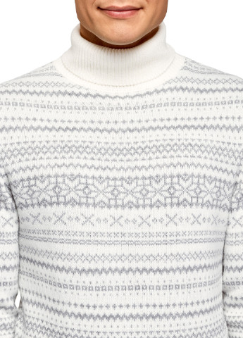 Белый демисезонный свитер Oodji