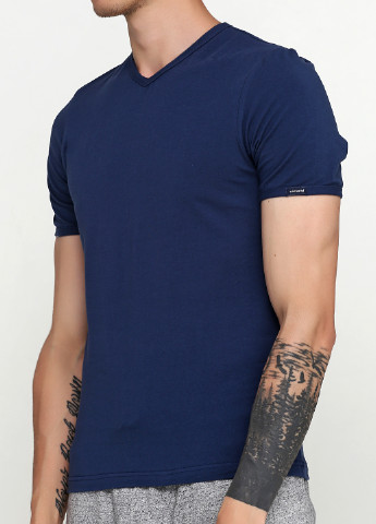 Темно-синя футболка Cornette
