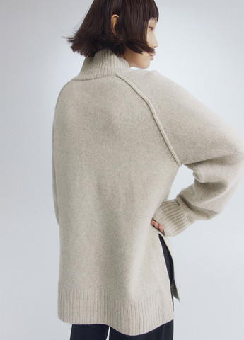 Светло-серый зимний свитер для беременных H&M