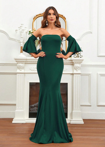 Изумрудное вечернее платье годе, с открытой спиной, с открытыми плечами SHEIN однотонное
