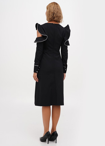 Чорна кежуал сукня Sassofono однотонна