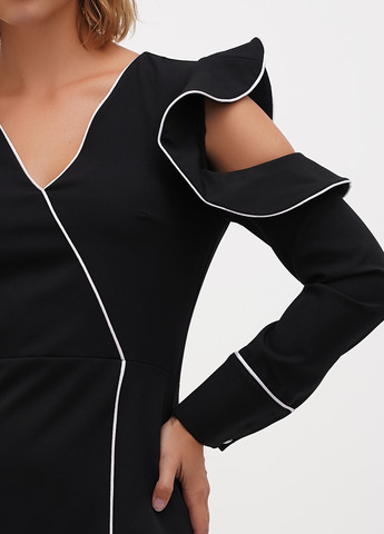 Чорна кежуал сукня Sassofono однотонна