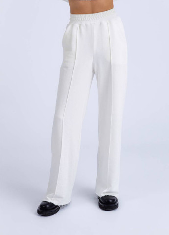 Белые спортивные демисезонные брюки Ромашка
