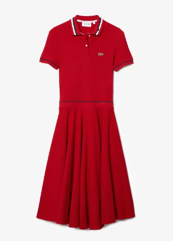 Красное кэжуал платье клеш, поло Lacoste однотонное