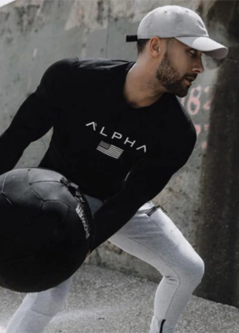 Чорний лонгслів Alpha однотонний чорний спортивні