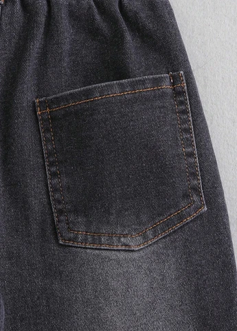 Черные демисезонные зауженные джинсы SHEIN