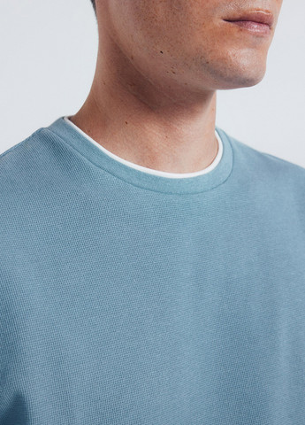 Голубая футболка Springfield