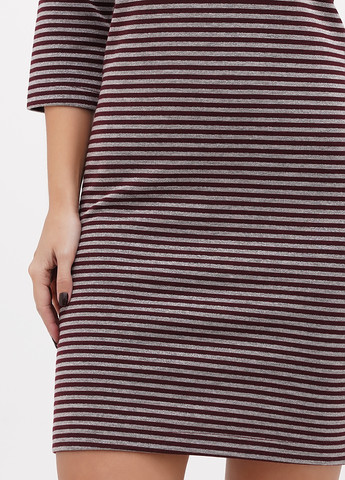 Бордова кежуал сукня Sassofono в смужку