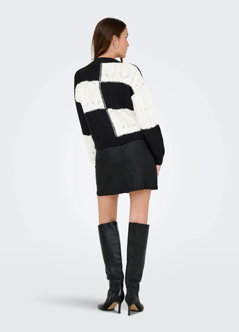 Черно-белый демисезонный свитер джемпер Only