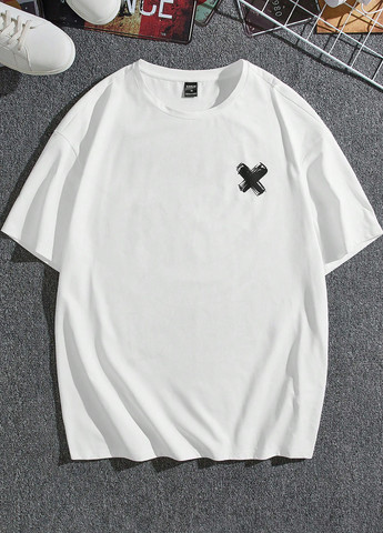 Белая футболка SHEIN