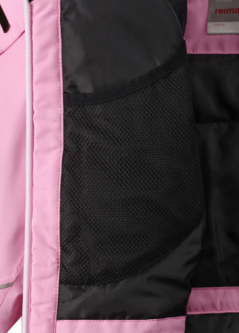 Светло-розовая зимняя куртка Reima