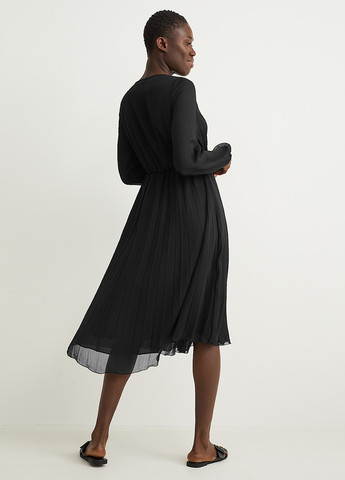 Чорна кежуал сукня плісована C&A однотонна