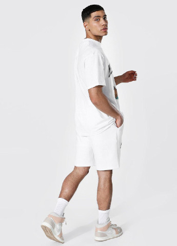 Белый летний костюм (футболка, шорты) с шортами Boohoo