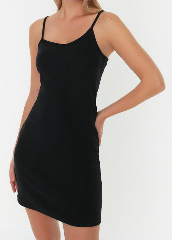 Чорна повсякденний сукня AMORI однотонна