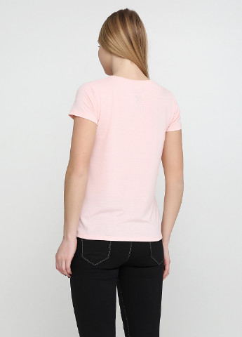Светло-розовая летняя футболка Power