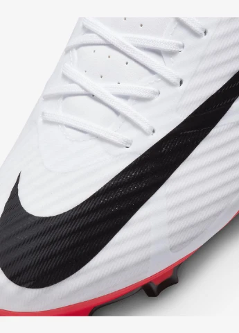 Цветные футбольные бутсы dj5631-600 Nike