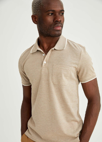 Песочная футболка-поло для мужчин DeFacto