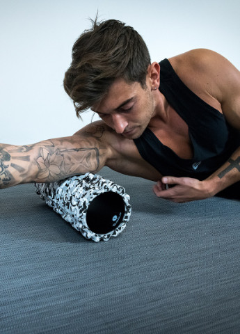 Роллер массажный Camouflage 33 см Камуфляжный (SLTS-2516) Sveltus (253147855)