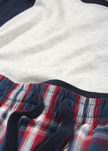 Темно-синій літній комплект (футболка, шорти) C&A