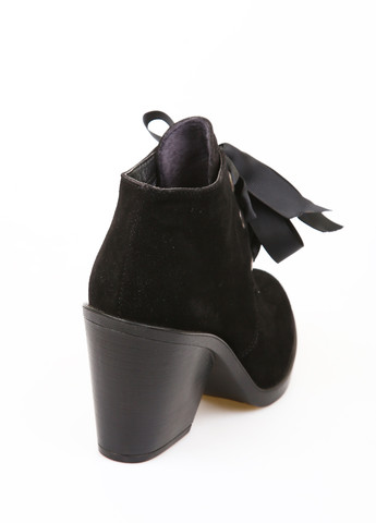 Осенние ботинки Number 22 с лентами из натуральной замши