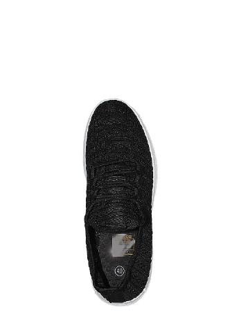 Черные демисезонные кроссовки kp802 black NM