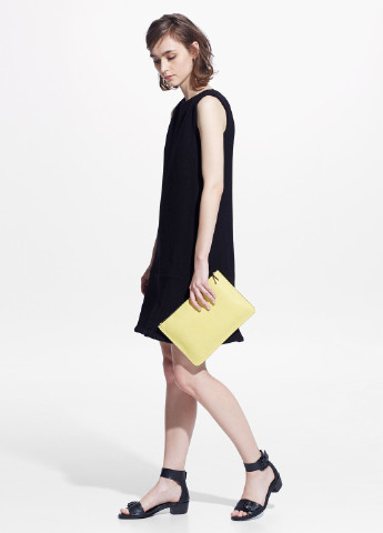 Чорна кежуал сукня а-силует Mango однотонна