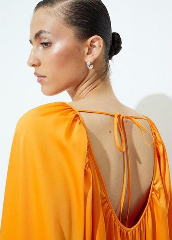Помаранчева кежуал сукня з відкритою спиною, оверсайз H&M однотонна
