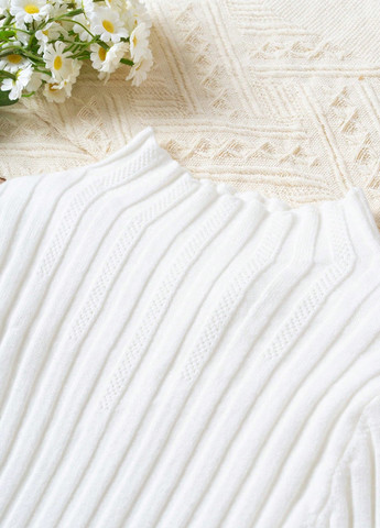 Білий демісезонний светр джемпер SHEIN