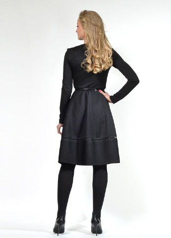 Черное кэжуал платье колокол Lada Lucci однотонное