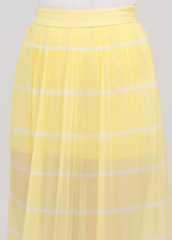 Светло-желтая кэжуал в полоску юбка Vero Moda плиссе, а-силуэта (трапеция)