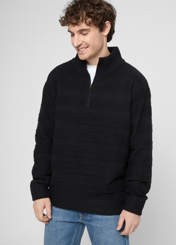Чорний зимовий светр PRPY