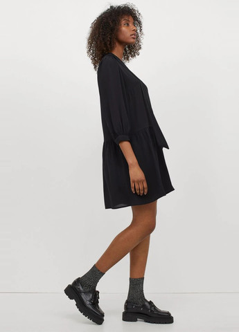 Чорна кежуал сукня H&M однотонна