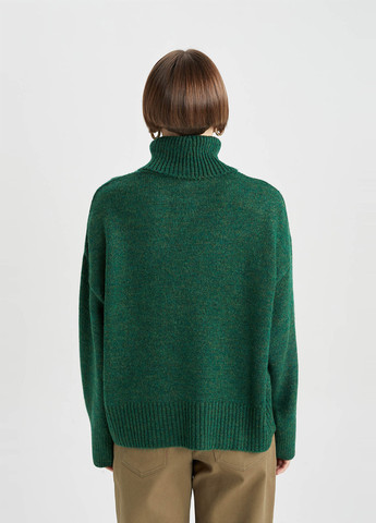 Зелений зимовий светр DeFacto