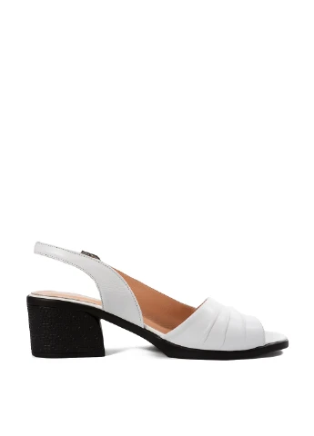 Белые босоножки Heya Shoes с ремешком