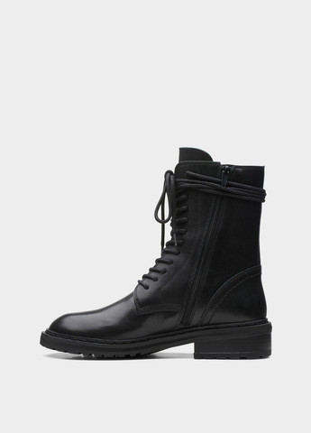 Осенние ботинки берцы Clarks без декора