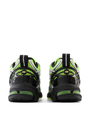 Зеленые демисезонные кроссовки m1906rcg New Balance 1906