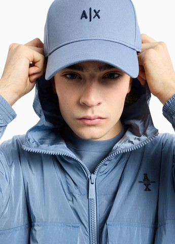 Кепка Armani Exchange (331289293)