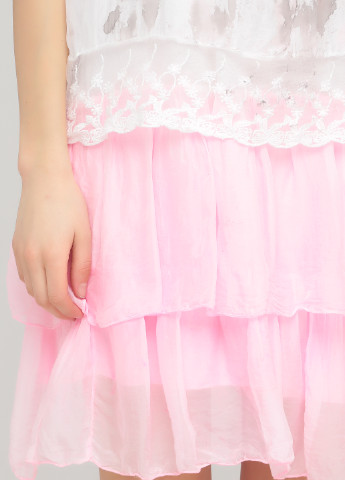 Светло-розовое кэжуал платье а-силуэт Made in Italy с абстрактным узором
