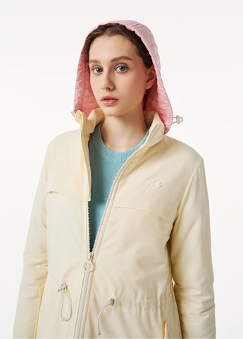 Бежевая зимняя куртка Lacoste
