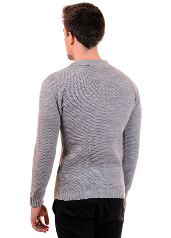 Серый демисезонный пуловер SVTR