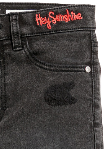 Темно-серые джинсовые демисезонные брюки зауженные H&M