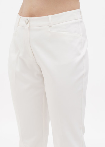 Белые кэжуал демисезонные зауженные брюки Comma