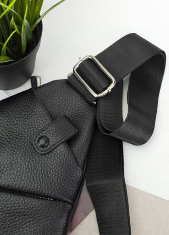 Сумка шкіряна чоловіча Driver 19858-1 через плече чорна трикутна De Esse (256116287)