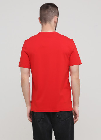 Красная летняя футболка Madoc Jeans