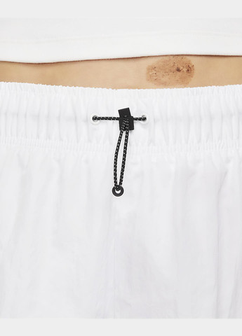 Шорти DM6247-100 Nike Sportswear Essential Woven High-Rise Shorts (318311312)