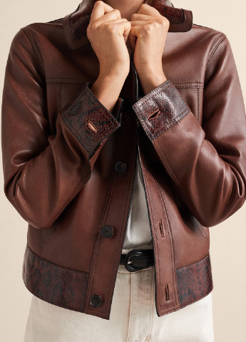 Коричневая демисезонная куртка кожаная Massimo Dutti