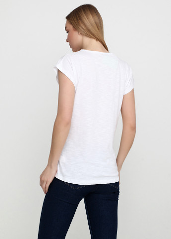 Белая летняя футболка SEZ 10