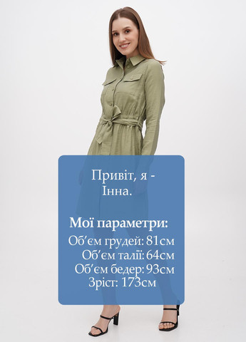 Оливкова кежуал сукня сорочка NA-KD однотонна